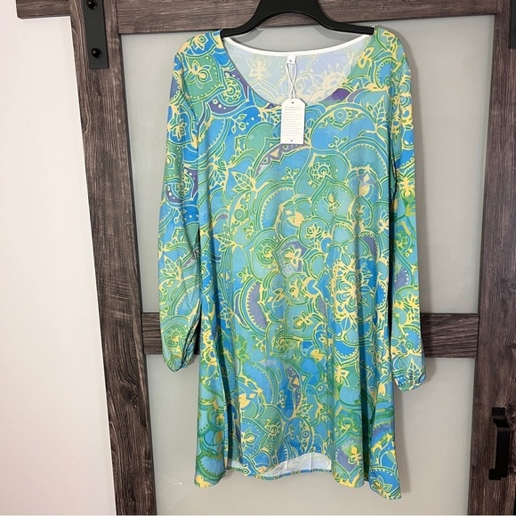 Tops - Beachy Longline Tunic with Elastic Cuffs and Double Arm Slits Women’s Size XL